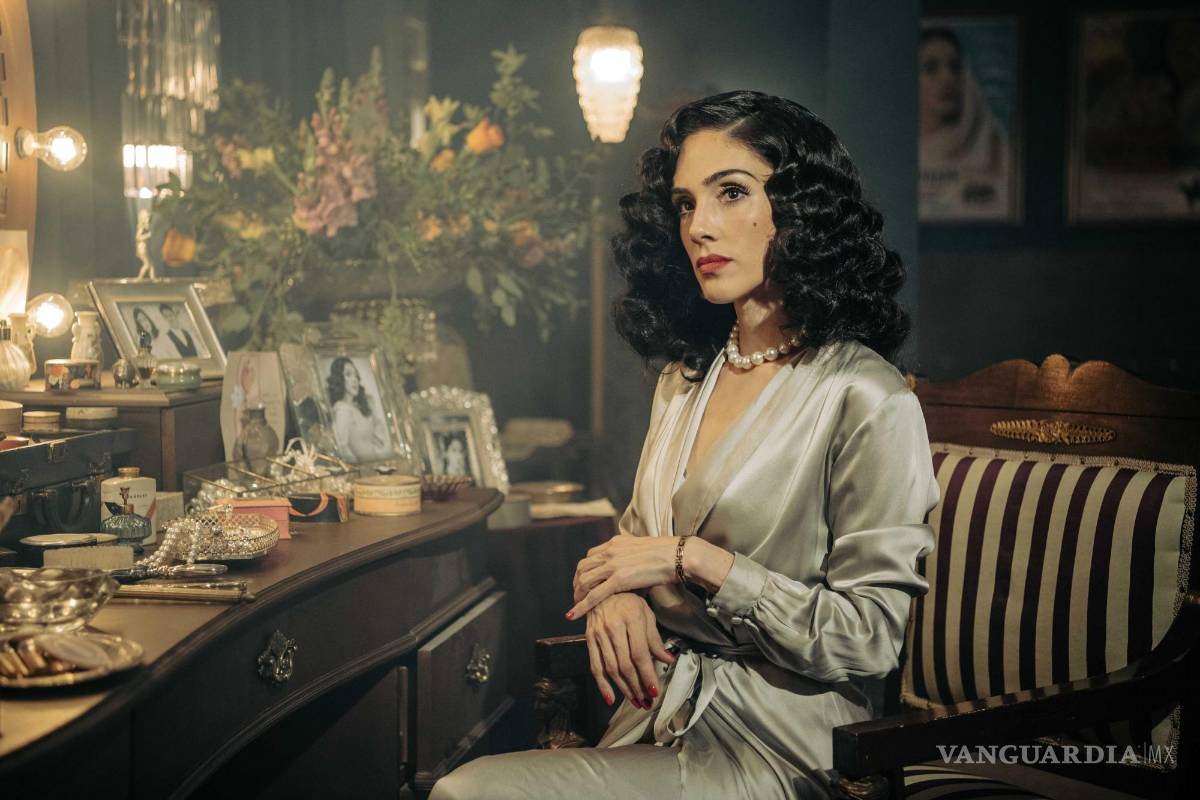 $!Sandra Echeverría como la joven María Félix, durante una escena de la serie María Félix, La Doña que se estrena el 21 de julio por ViX+.