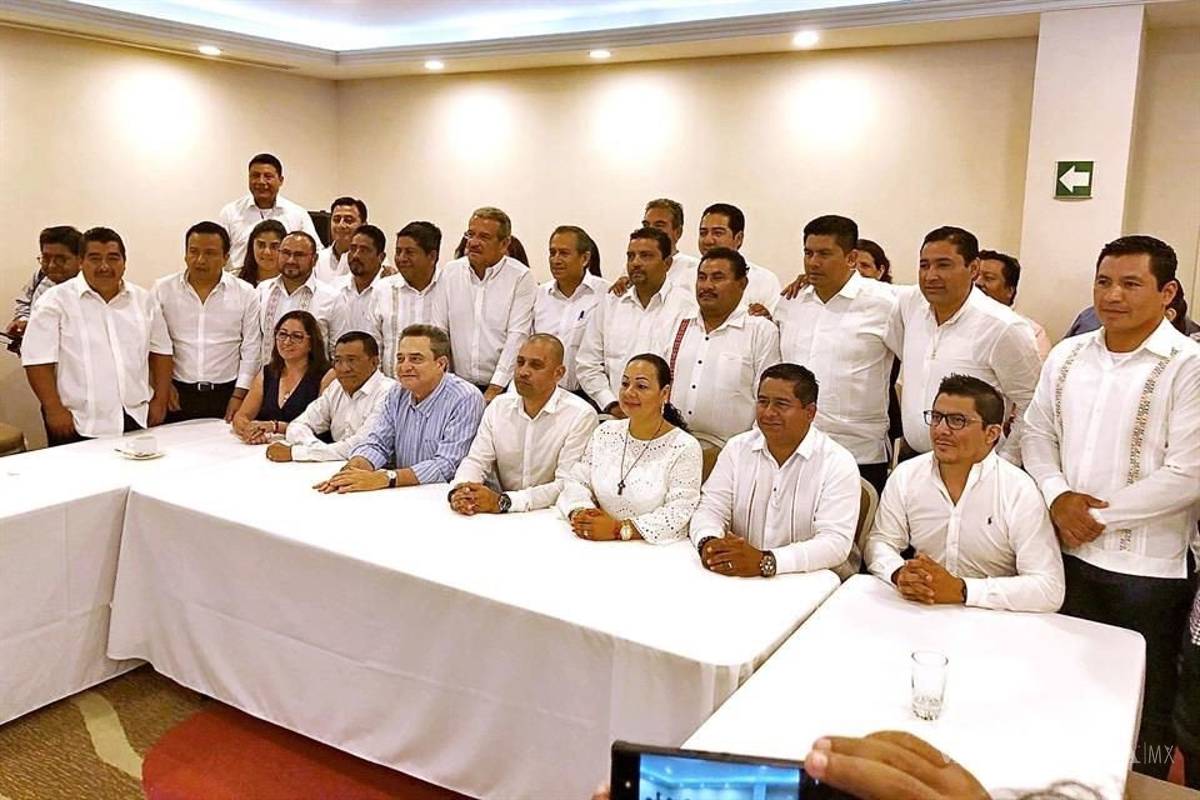 Pide AMLO probar supuestos actos ilícitos cometidos por su hermano Pío López Obrador