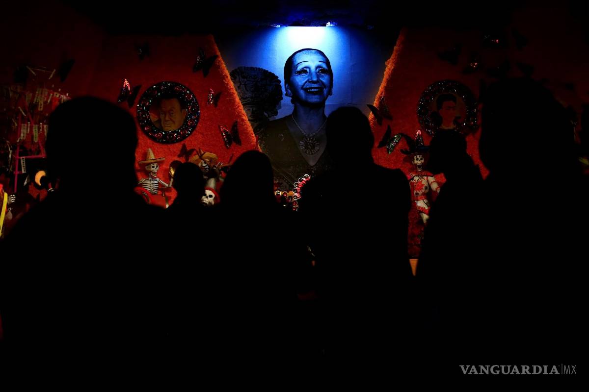 Feria de Chapultepec luce una gran ofrenda por el Día de Muertos en CDMX