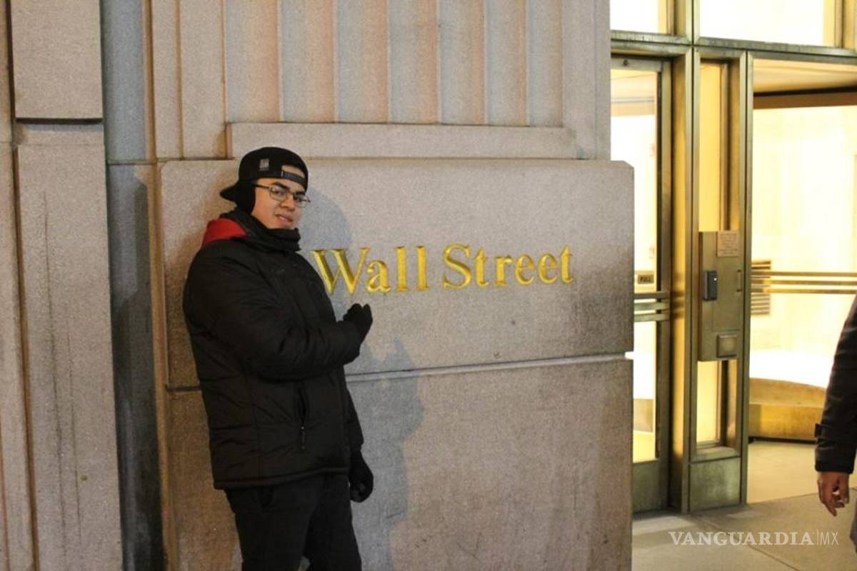 Saltillense conquista EU desde las aulas