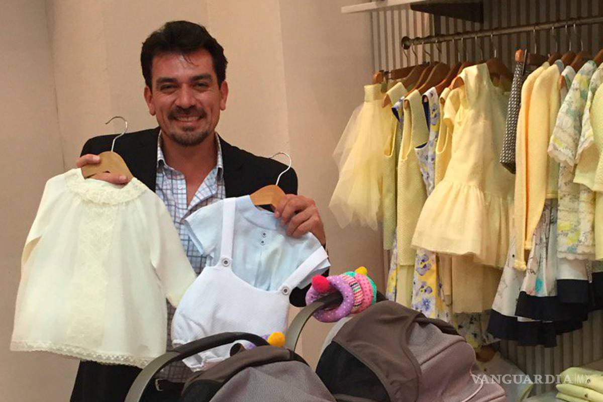 Elizabeth Álvarez y Jorge Salinas encantados con su faceta de papás