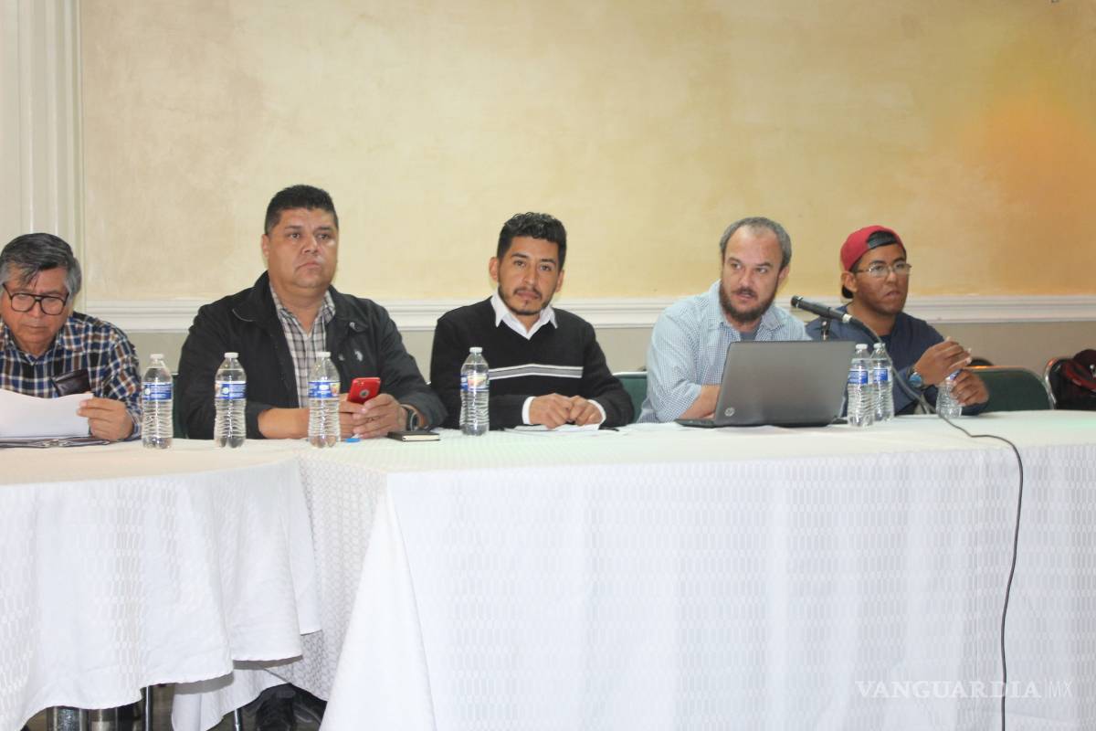 Exigen liberación de 10 manifestantes por riña en Durango