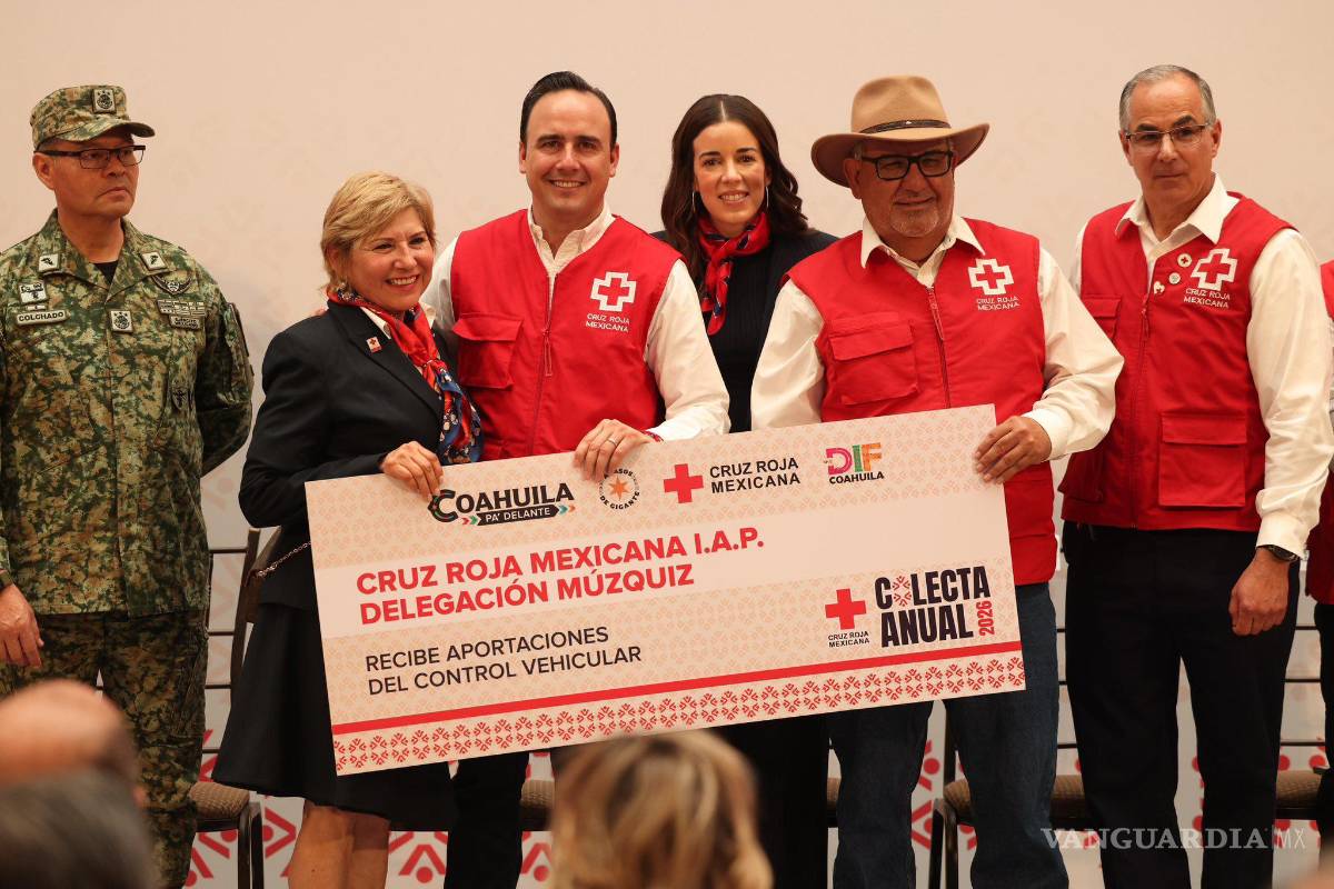 $!Autoridades estatales entregaron cheques a delegaciones locales correspondientes a la recaudación por control vehicular de 2025.