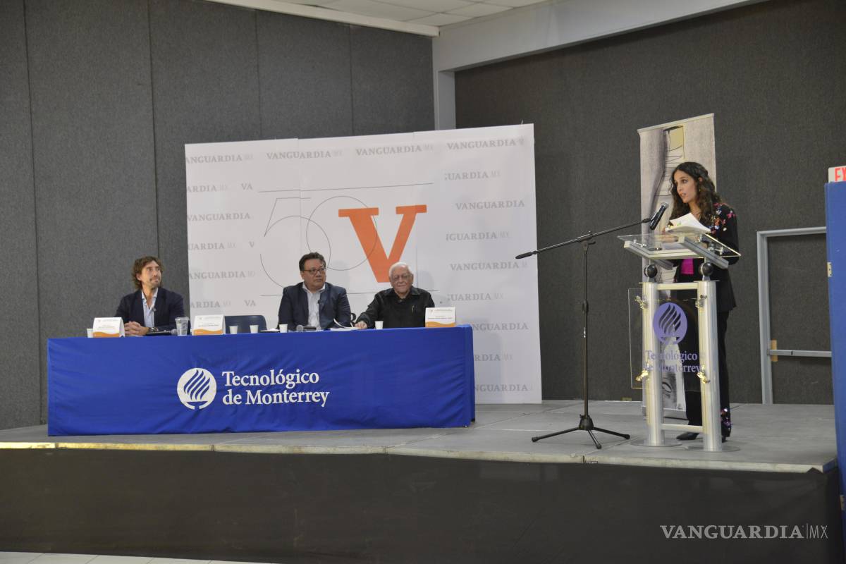 $!En su presentación, la experta dejó un mensaje muy claro: el agua no es infinita, por lo que hay que buscar la forma de cuidarla.