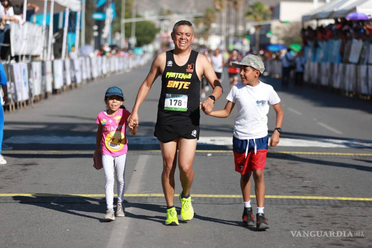 $!La Gran carrera de México se convirtió en una fiesta familiar.