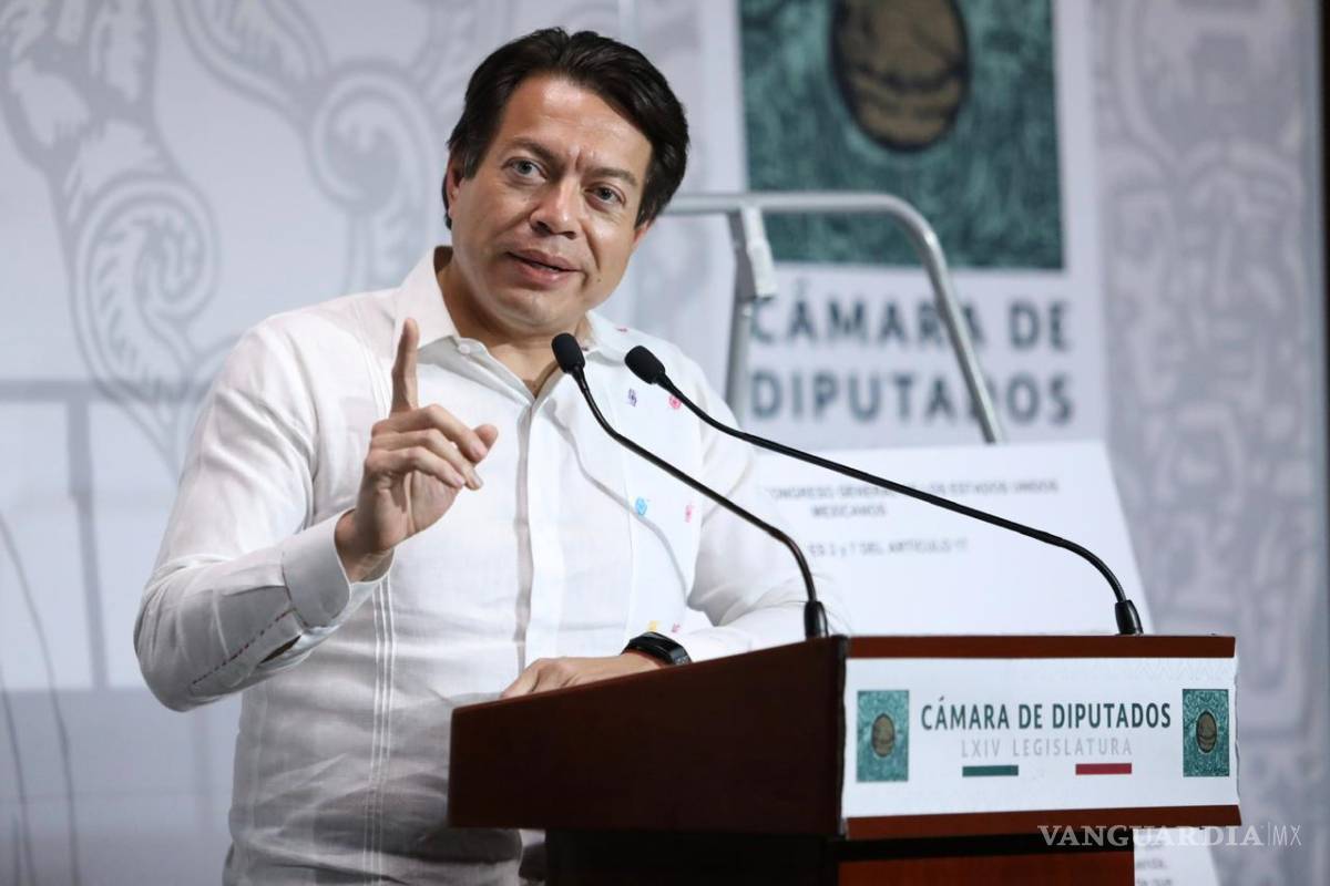 Mario Delgado se registra como candidato en el INE para dirigencia de Morena