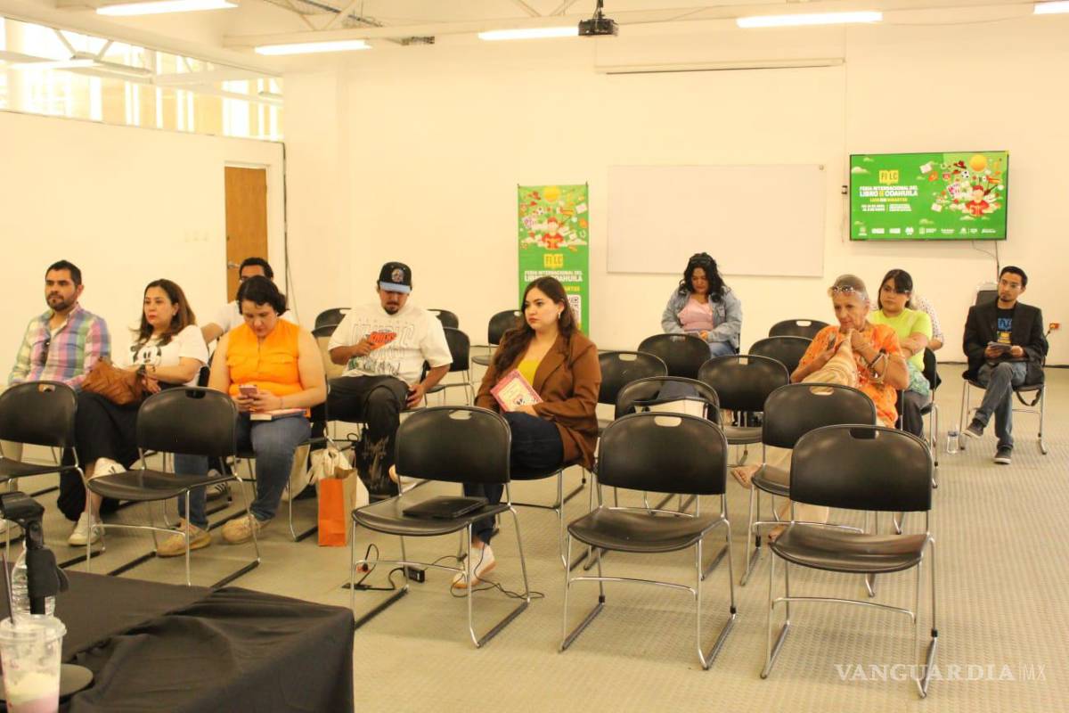 $!Alejandra Medina y Miranda Castañeda charlaron sobre la novela.