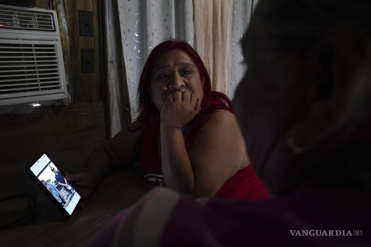 $!Elizabeth Rodriguez, activista del Ministerio Nacional del Trabajador Agrícola, afirma que cada vez ve menos trabajadores en las granjas que frecuenta.