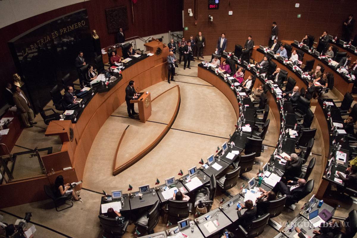 Senadores aprueban plan de austeridad en San Lázaro