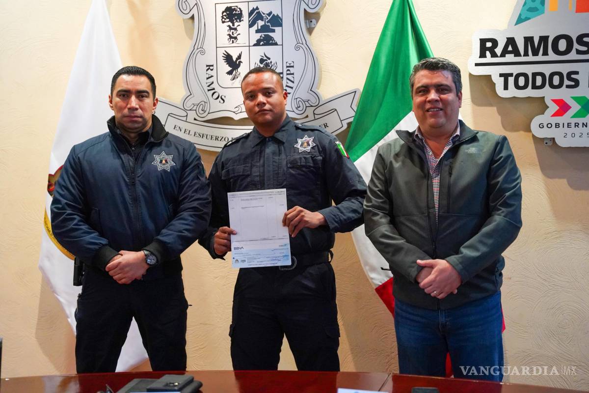 $!Autoridades municipales destacaron la labor de ambos elementos durante la reunión de seguridad, donde se subrayó que su trabajo fortalece la estrategia integral del municipio.