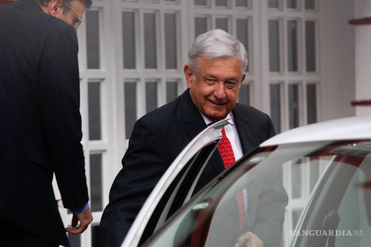 AMLO se reúne con miembros de su gabinete