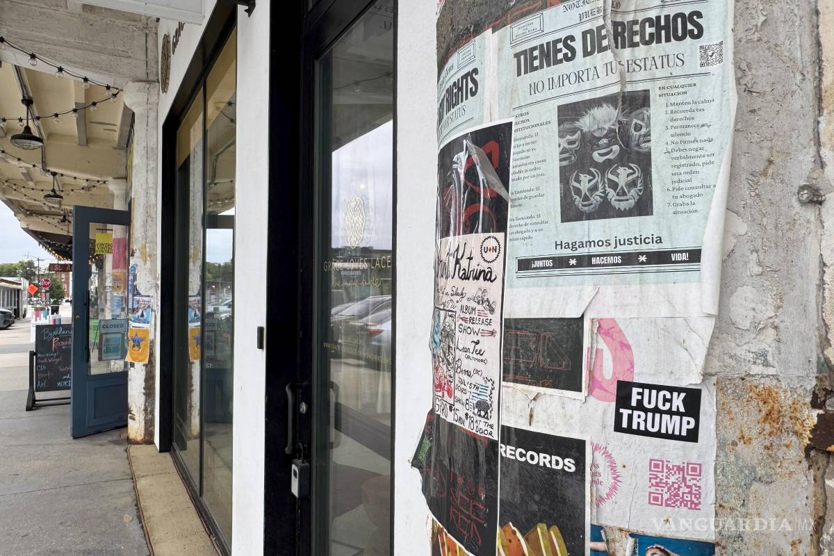 Ciudadanos piden liberar a Washington del control de Trump con protesta de carteles