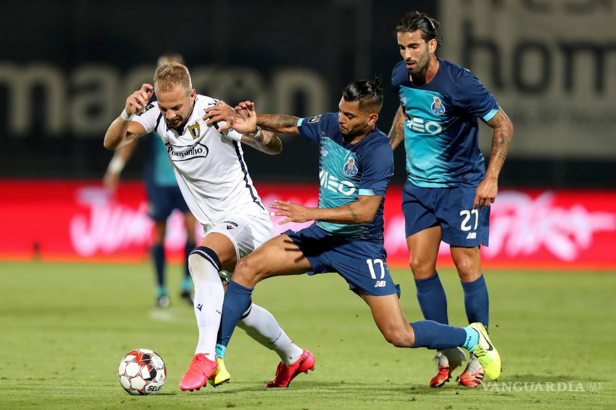 Marchesín arruina gol de ‘Tecatito’ con el Porto