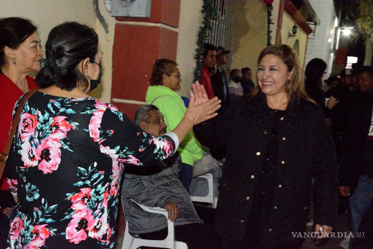 $!En total se sortearon 63 premios: pantallas, electrodomésticos, parrilladas, tamaladas y vales de gas butano.