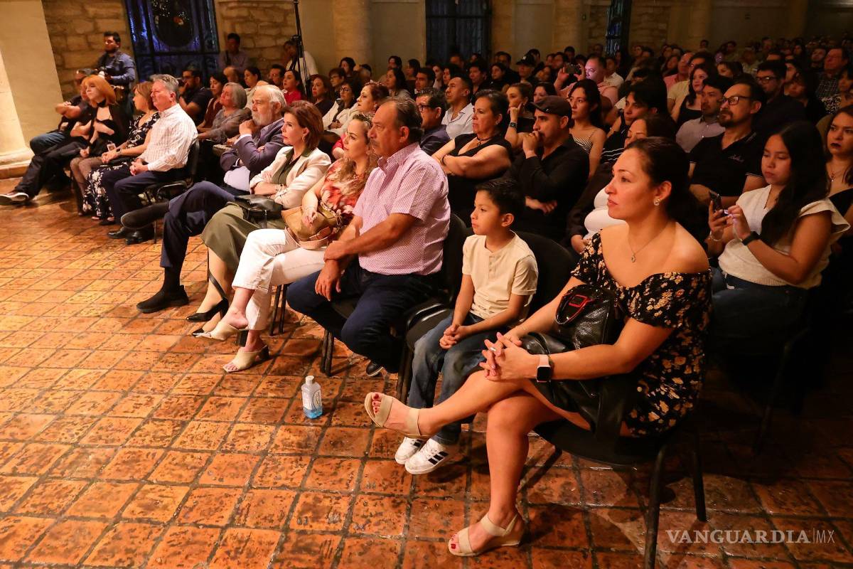 $!OMSA celebra 2 años de crecimiento con ovación de pie de su público en Saltillo