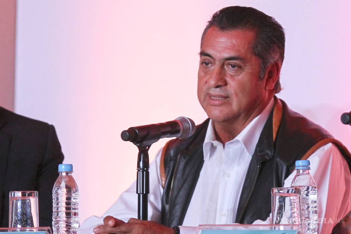 El Bronco pide a policías dejar en paz a los migrantes