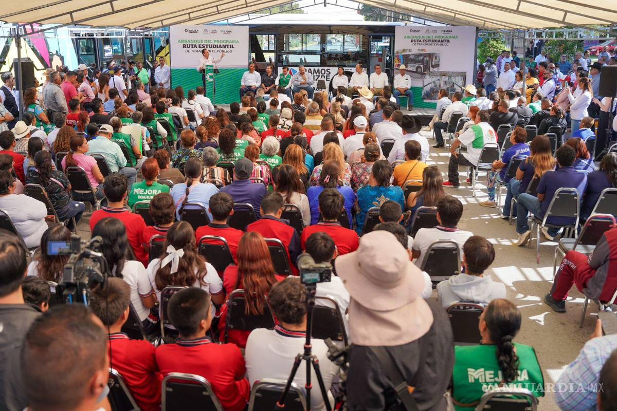 $!Este miércoles fue puesta en marcha la ruta de transporte gratuito en Ramos Arizpe, eveno que presidió el gobernador Manolo Jiméenez.
