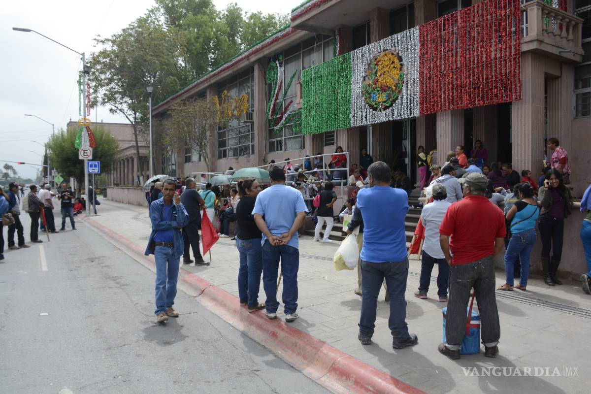 Se plantan Antorchistas, exigen certeza jurídica