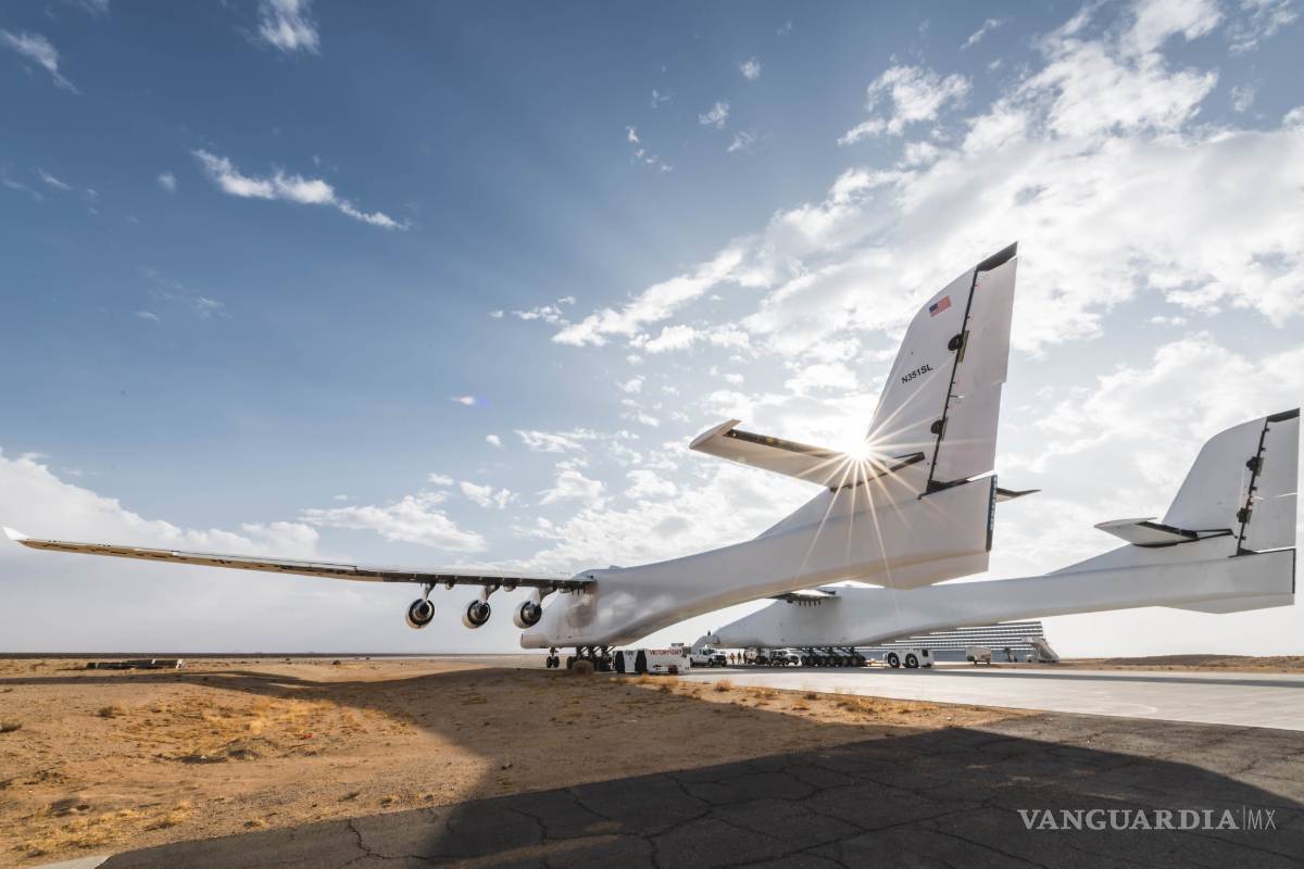 $!Stratolaunch, el avión más grande el mundo que volará por primera vez en 2019