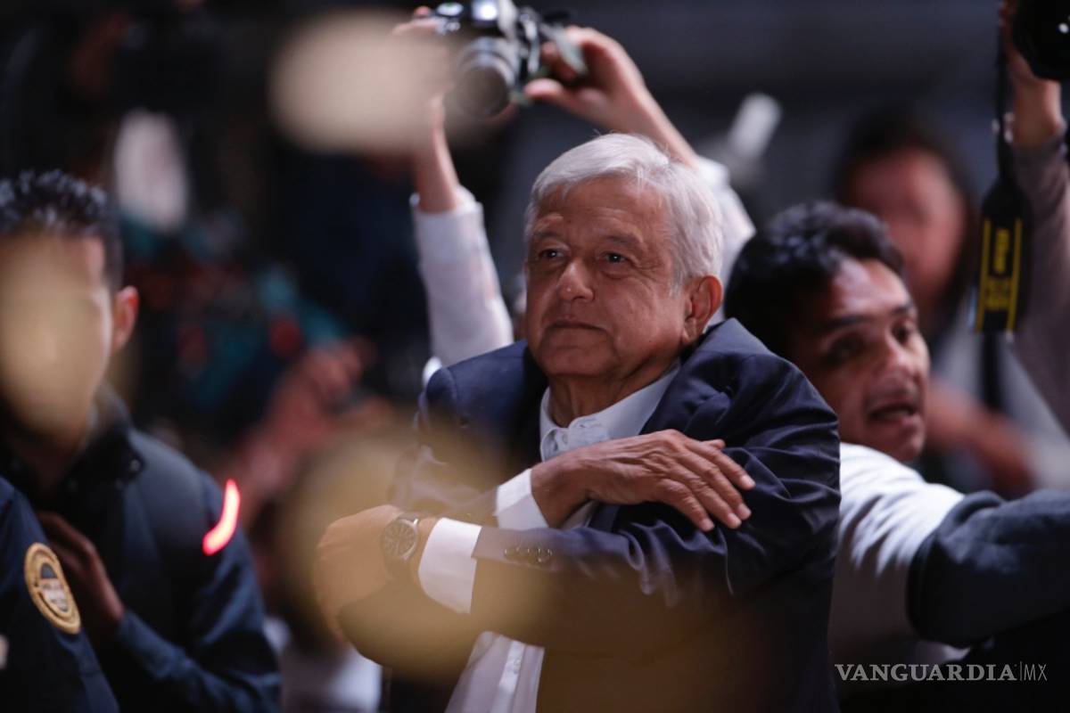 Macron felicita a López Obrador por la "bella victoria democrática”
