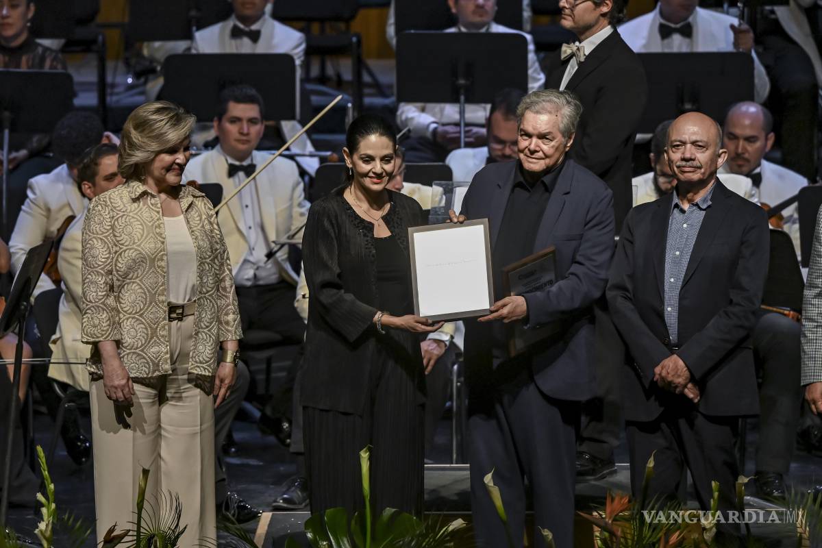 $!Coahuila le rinde homenaje a Arturo Márquez, destacado compositor mexicano, junto a la Filarmónica del Desierto