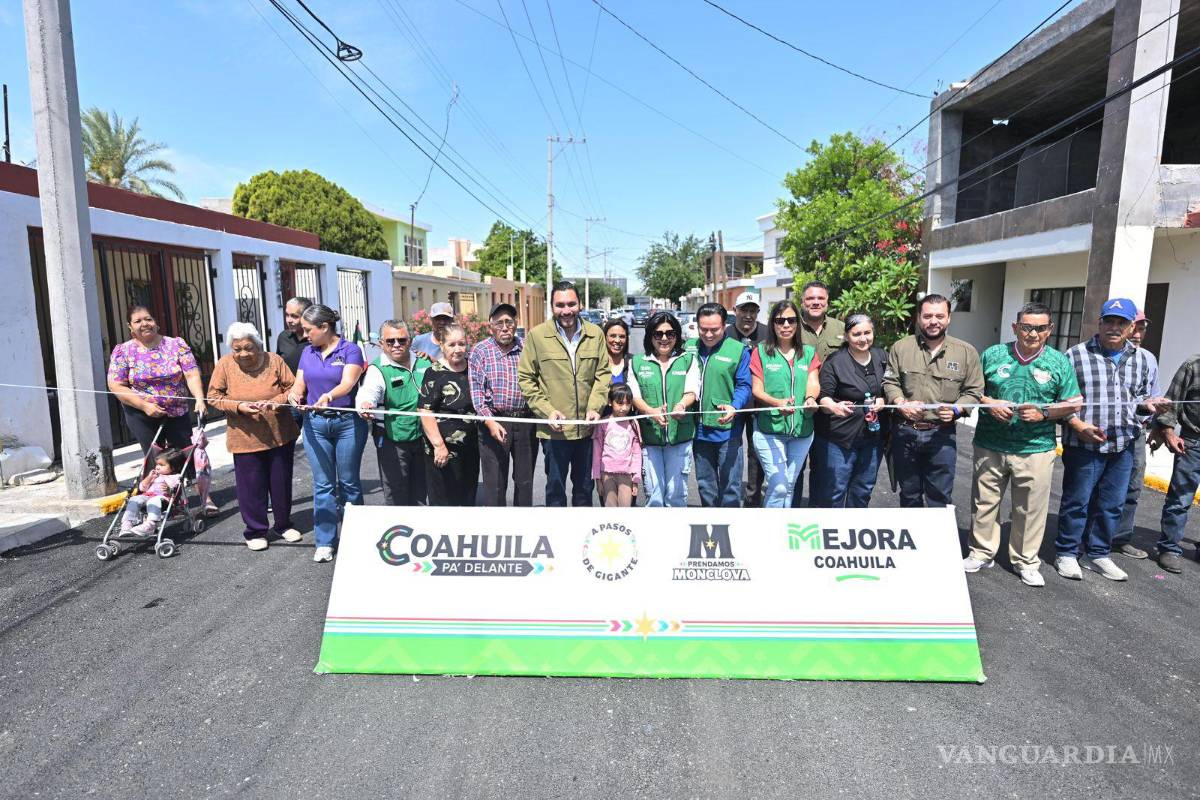 $!Entregan el recarpeteo en la calle Privada Guadalupe Victoria en la colonia El Pueblo.