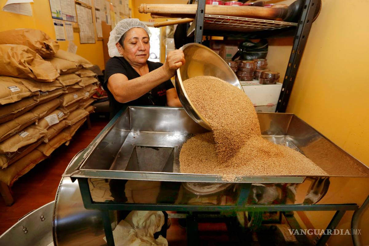 Familia mexicana seduce con su mole la costa este de EU