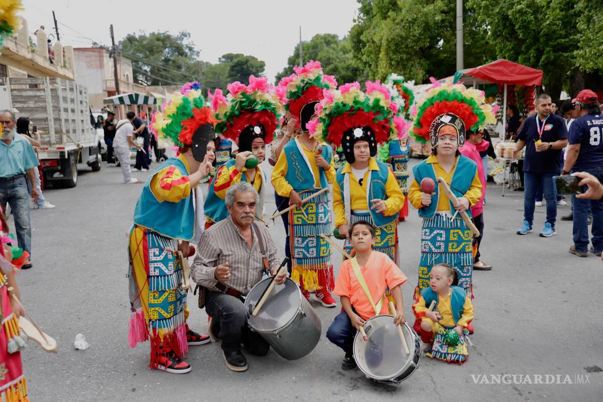 $!La Matlachinada vuelve a revestir de tradición y devoción a Saltillo