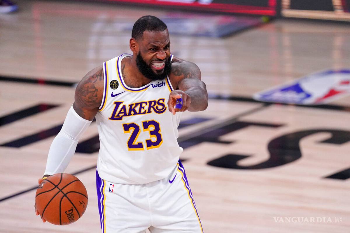 Lakers acceden a las Finales de Conferencia de la NBA
