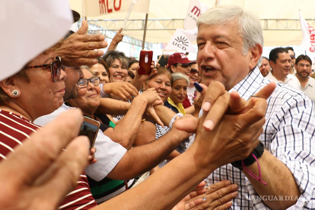 La IP sometida por 'La Mafia del Poder' no quiere que se revisen contratos del NAIM: AMLO