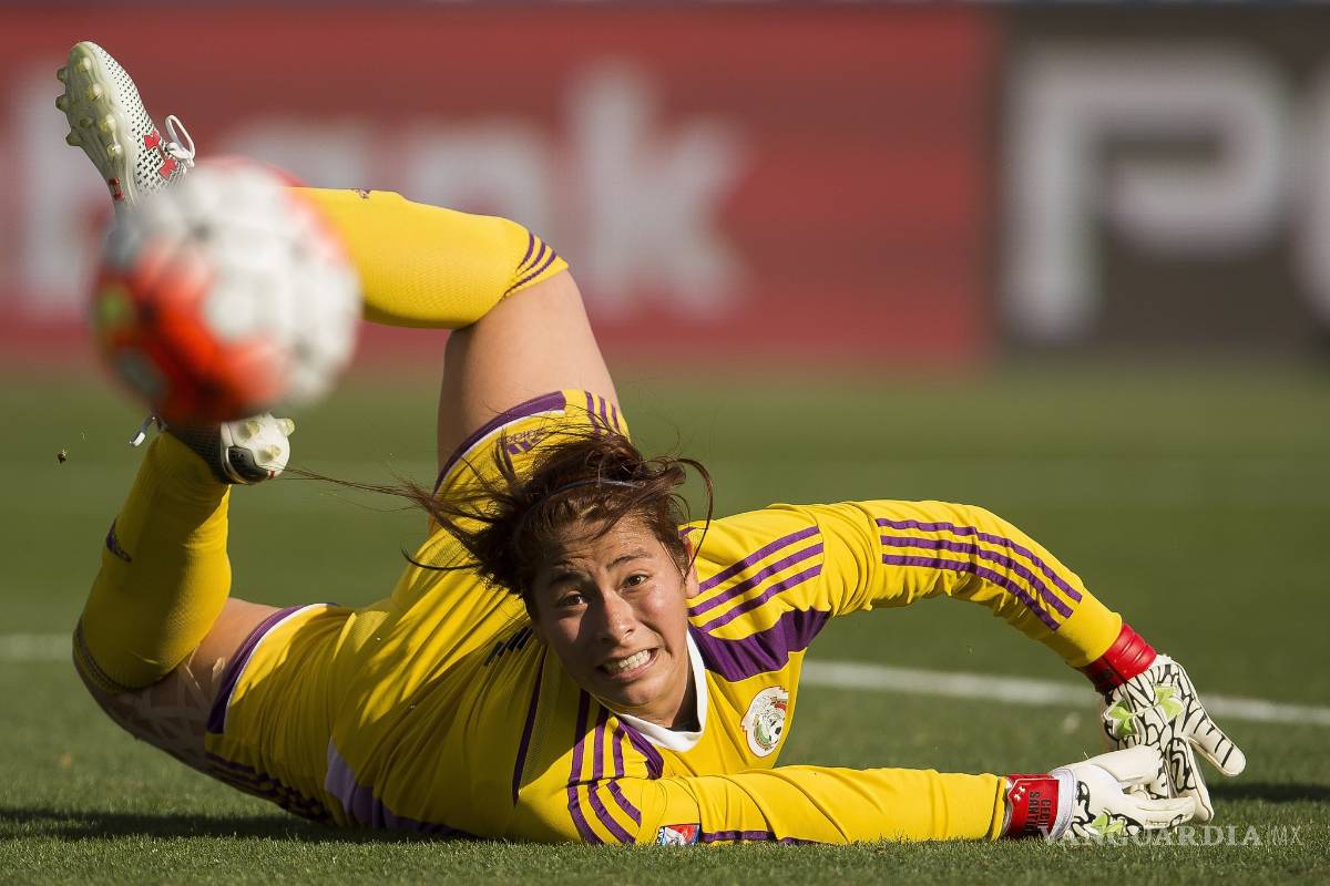 $!¡Más mexicanos al PSV! La portera seleccionada nacional Cecilia Santiago jugará en Holanda