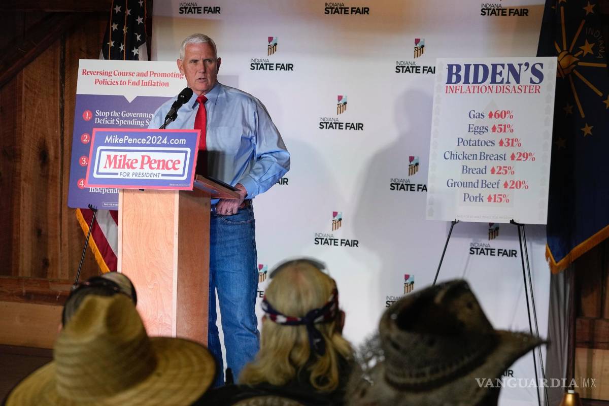 $!El candidato presidencial republicano y exvicepresidente Mike Pence da un discurso en la Feria Estatal de Indiana.