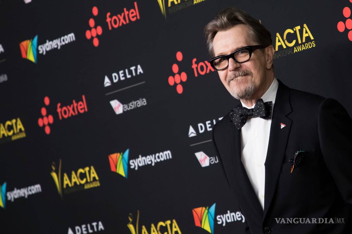 Afirma Gary Oldman que no se parece en nada a Churchill