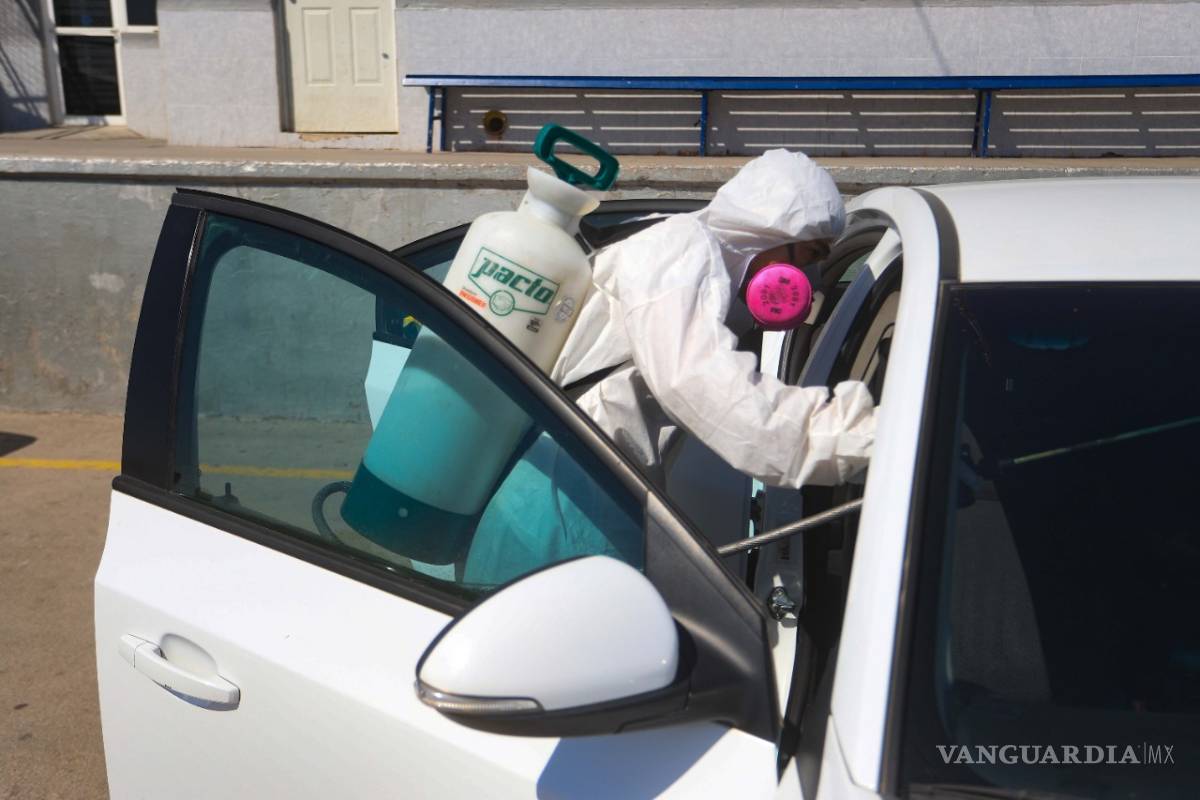 $!Sanitizan oficinas y unidades de Seguridad Pública en Torreón