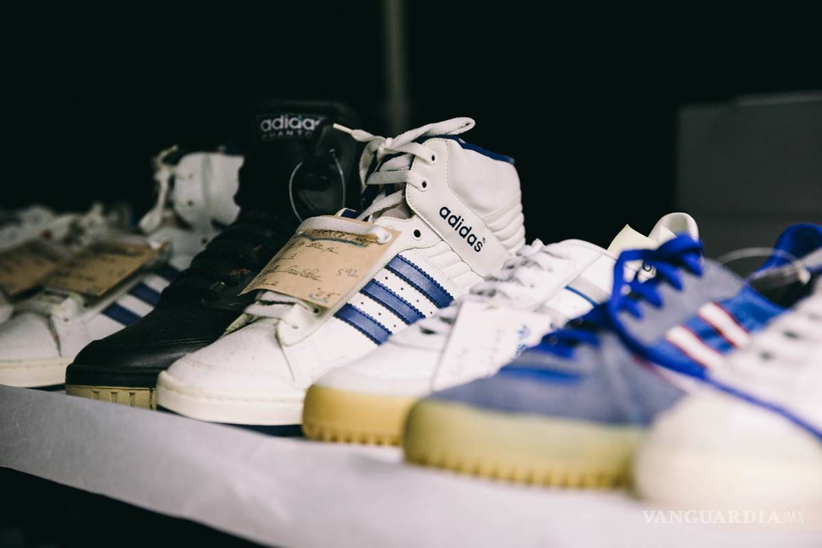Una mirada exclusiva dentro del increíble archivo de tenis y ropa de ADIDAS