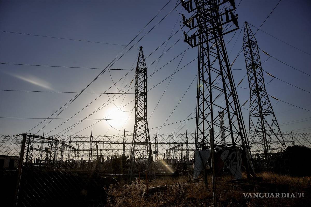 IMCO insta a acelerar inversión en el sector eléctrico