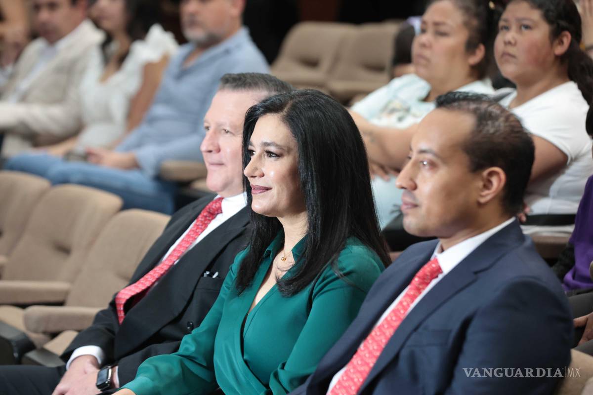 $!Ramos Moncada se integró a los trabajos legislativos del Congreso local durante la sesión en la que también asumió Beatriz Fraustro la presidencia de la Junta de Gobierno.