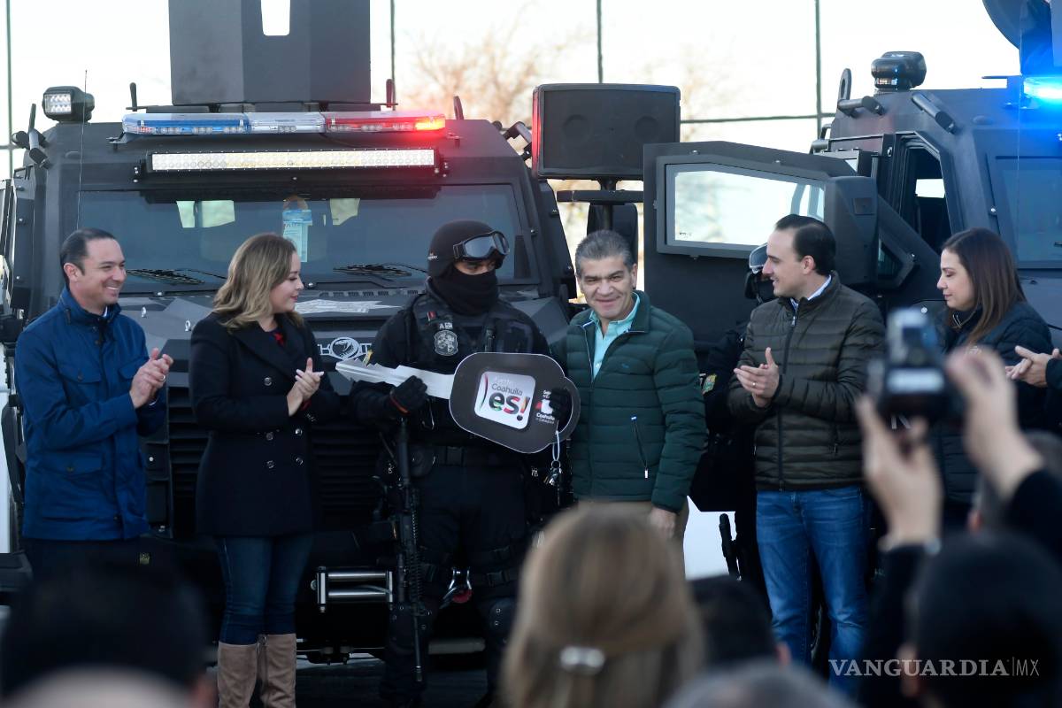 $!Entrega Miguel Riquelme 10 unidades tácticas a las fuerzas de seguridad en Coahuila