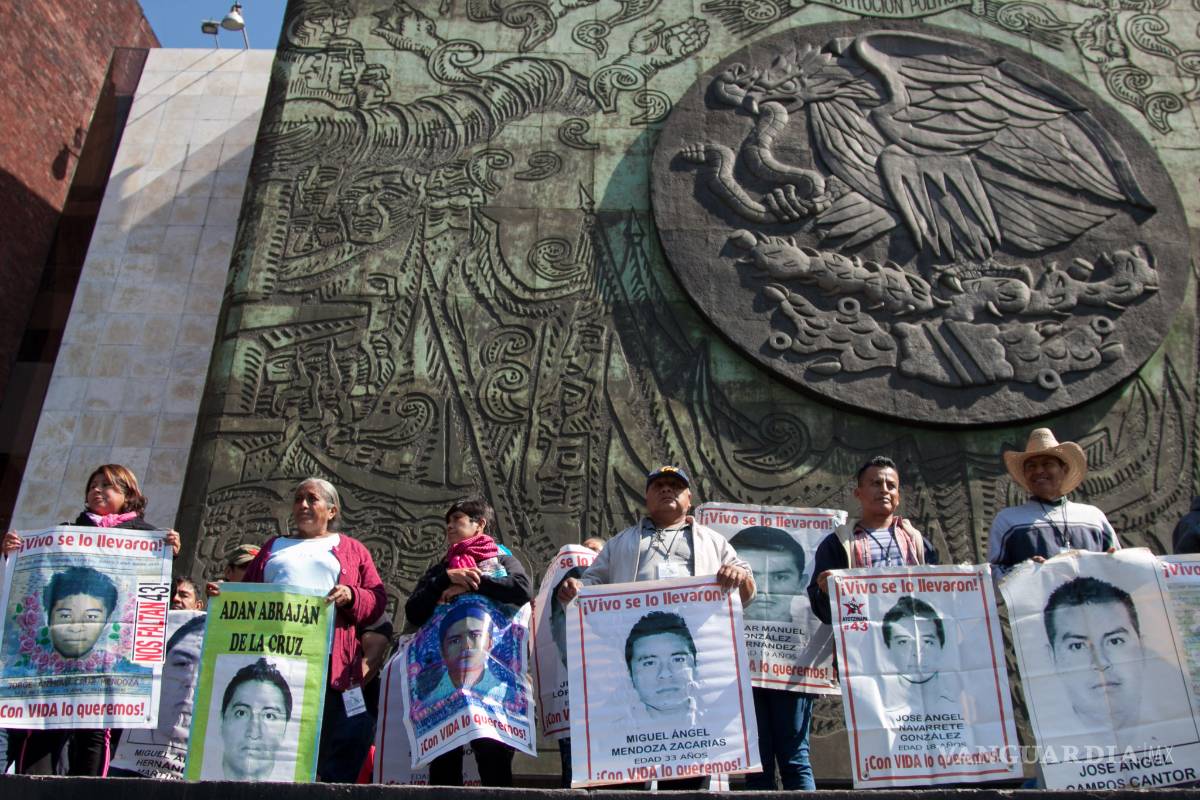 “Nos han ofrecido dinero para callarnos pero queremos la verdad”: padres de los 43 a diputados