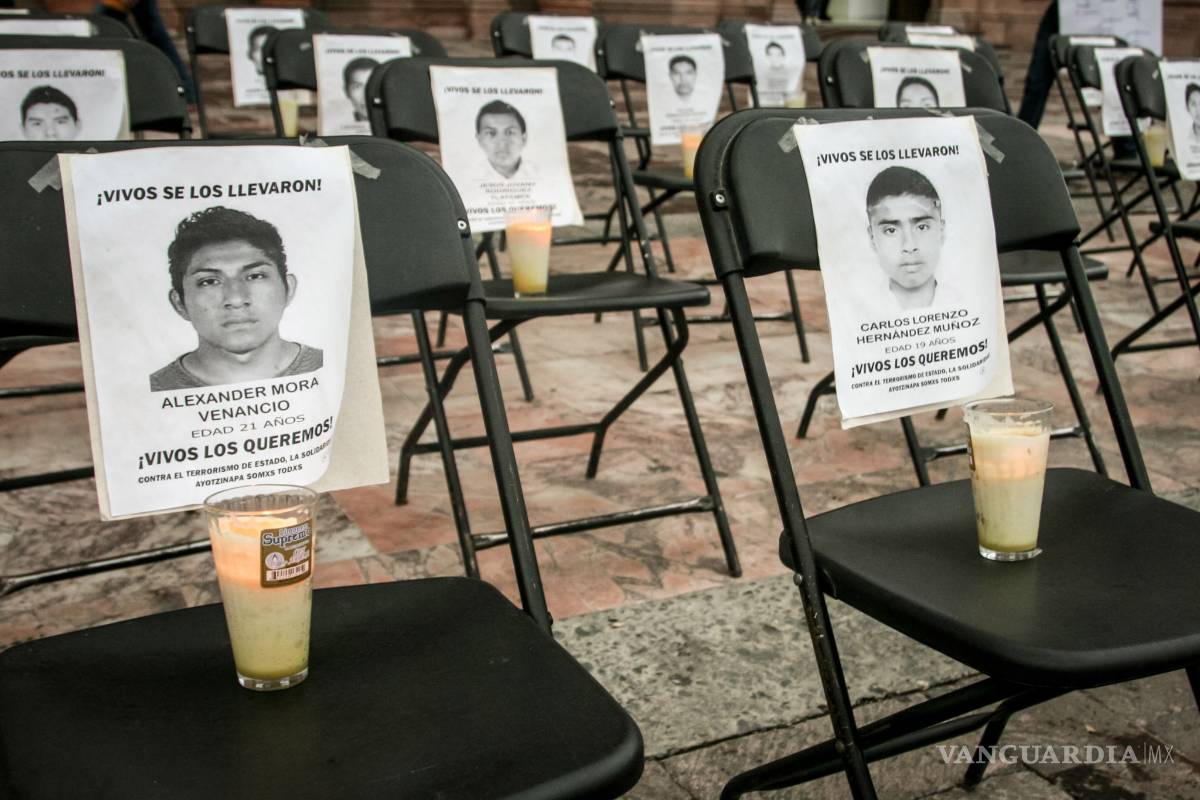 Saltillo marcha una vez más para recordar la desaparición de los 43 estudiantes