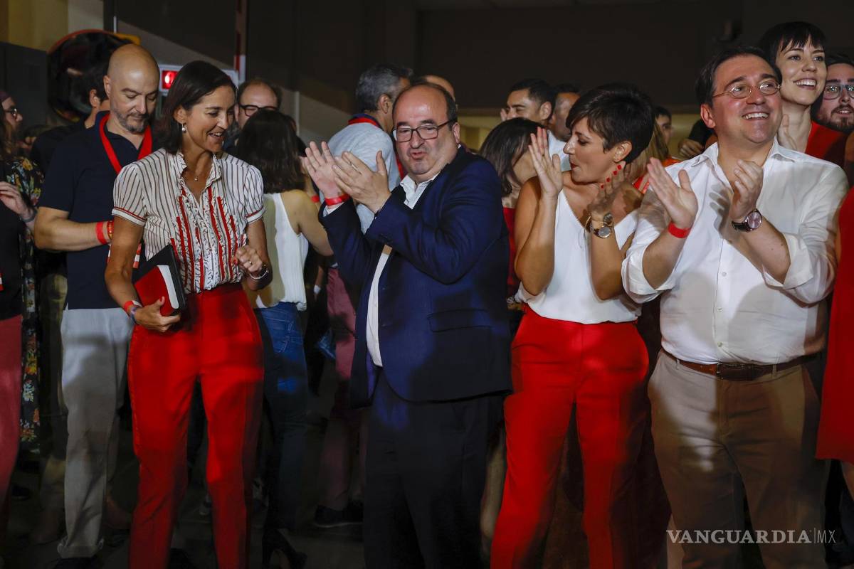 $!MADRID,Los dirigentes socialistas Reyes Maroto (i), Miquel Iceta (2i), Isabel Rodríguez (2d) y José Manuel Albares (d), en la sede del PSOE.
