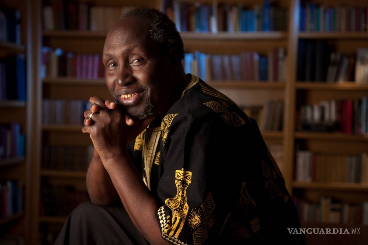 Afirma Ngugi Wa Thiong’o que todas las lenguas crean una gran literatura