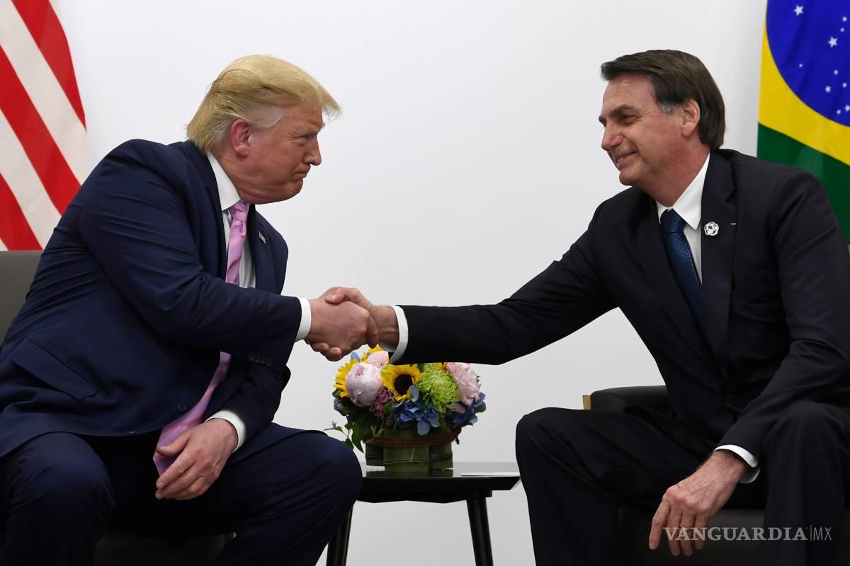 $!Trump bromea con Putin, le pide no intente influir en el resultado de los comicios de 2020