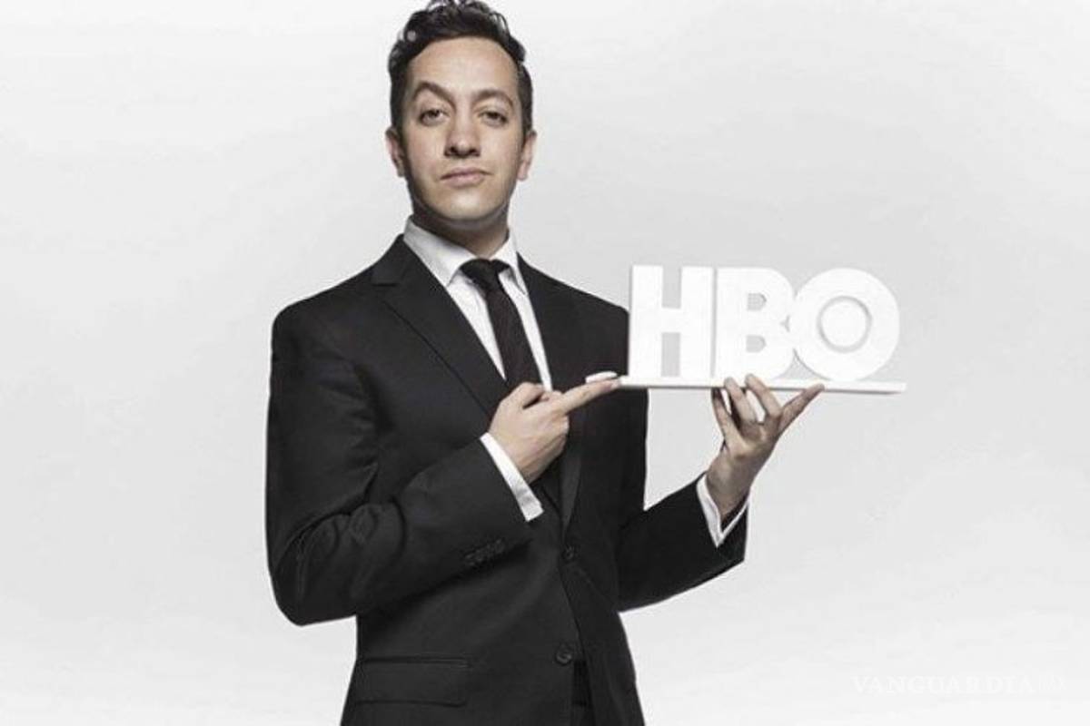 $!Filtran 'pack' de Chumel Torres; amiga afirma que el youtuber manda fotos a mujeres por gusto