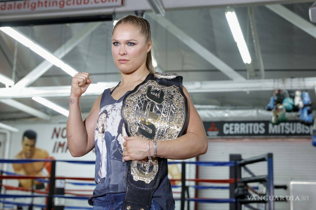 $!Ronda Rousey conquista a la WWE y logra el Campeonato Femenil de RAW en SummerSlam