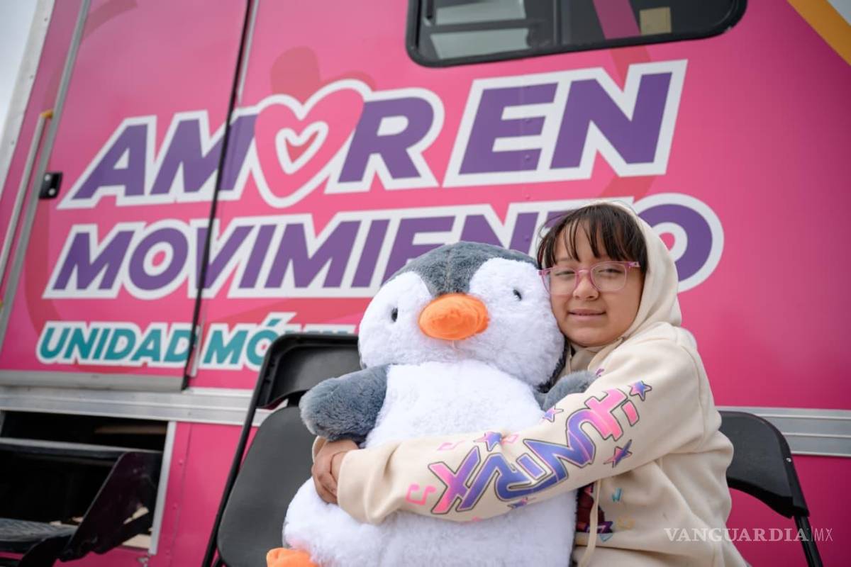 $!La unidad móvil del programa Amor en Movimiento ha realizado 120 jornadas de salud en colonias y ejidos de Saltillo.
