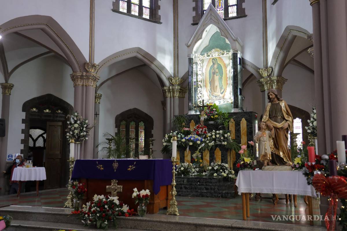 Peregrinan hacia el Santuario de la Virgen de Guadalupemás de 400 transportistas de Saltillo