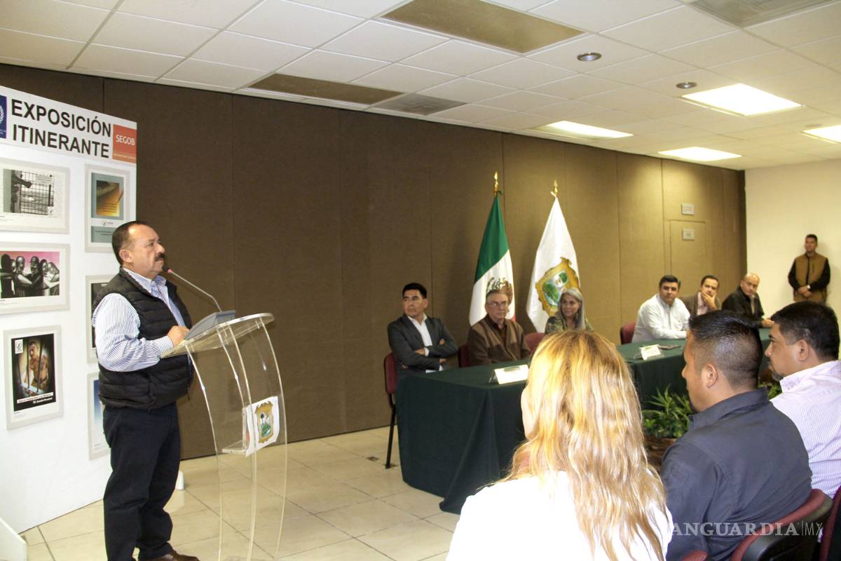 Inauguran en Saltillo exposición de pósters contra la tortura