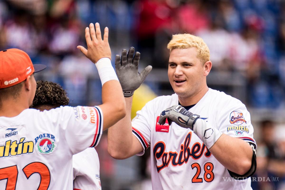 Caribes de Anzoátegui apalean a República Dominicana