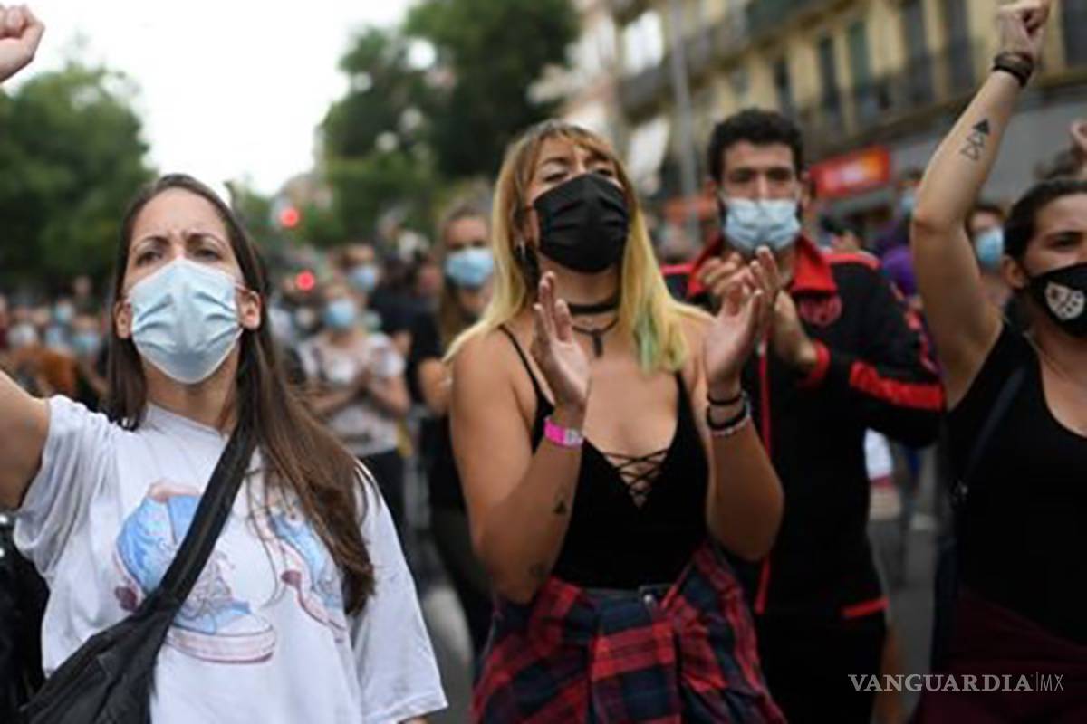 Rechazan nuevas restricciones contra el COVID-19 en España y Alemania